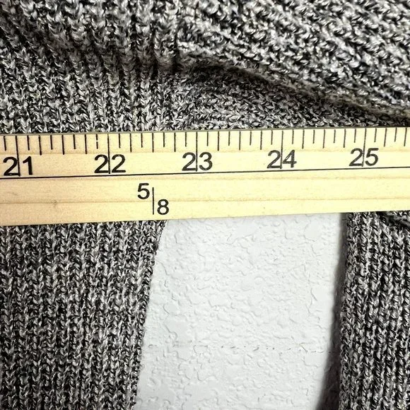 Free People Size Small Off The Shoulder Oversized Lightweight Sweater - Picture 6 of 11